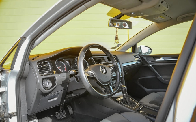 Volkswagen Golf cena 44900 przebieg: 220981, rok produkcji 2016 z Wrocław małe 667